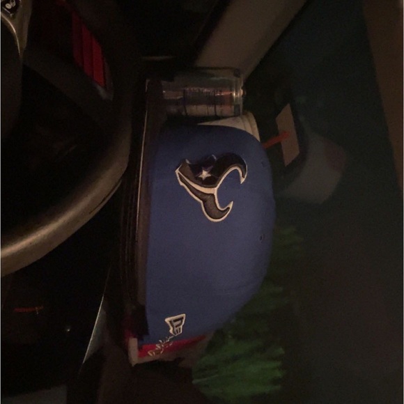 Snapbacks - Picture 5 of 7